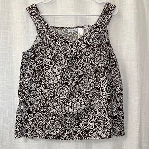 Brown blouse with white details